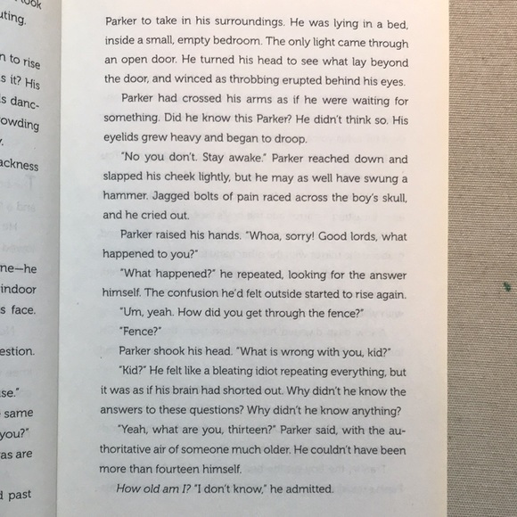 📚2/$6 🎁The Lost Planet #1 Chase Garrett Series - Picture 11 of 12